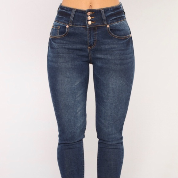 Fashion Nova Denim - Dark Denim Jeans 👖| Never worn | Size 5 | Juniors